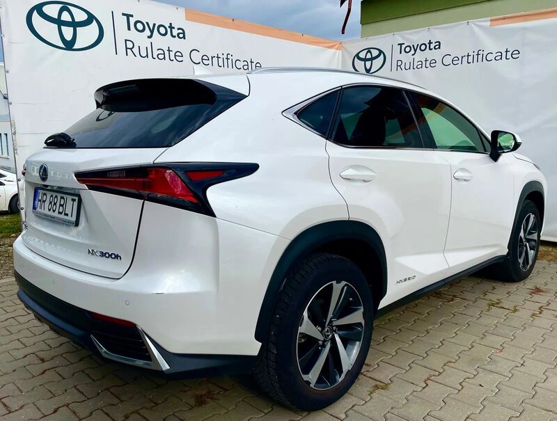 Lexus Seria NX